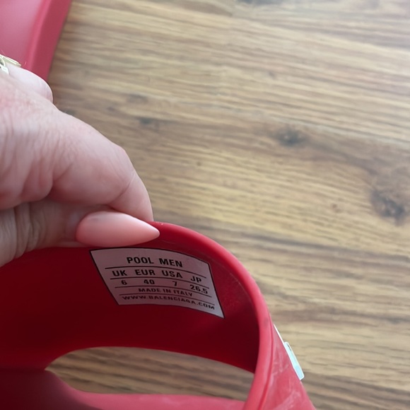 Balenciaga Men’s logo-print pool slides - Picture 3 of 4